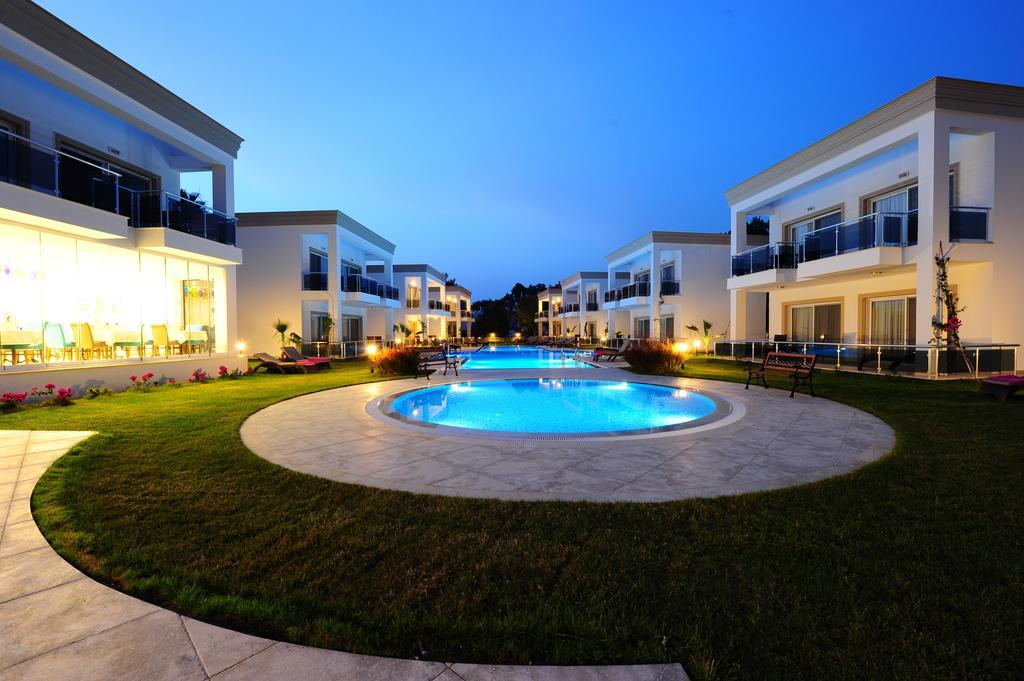 Delita Suite Hotel Turkbuku Golturkbuku Exterior photo