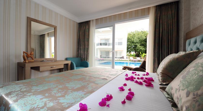 Delita Suite Hotel Turkbuku Golturkbuku Exterior photo