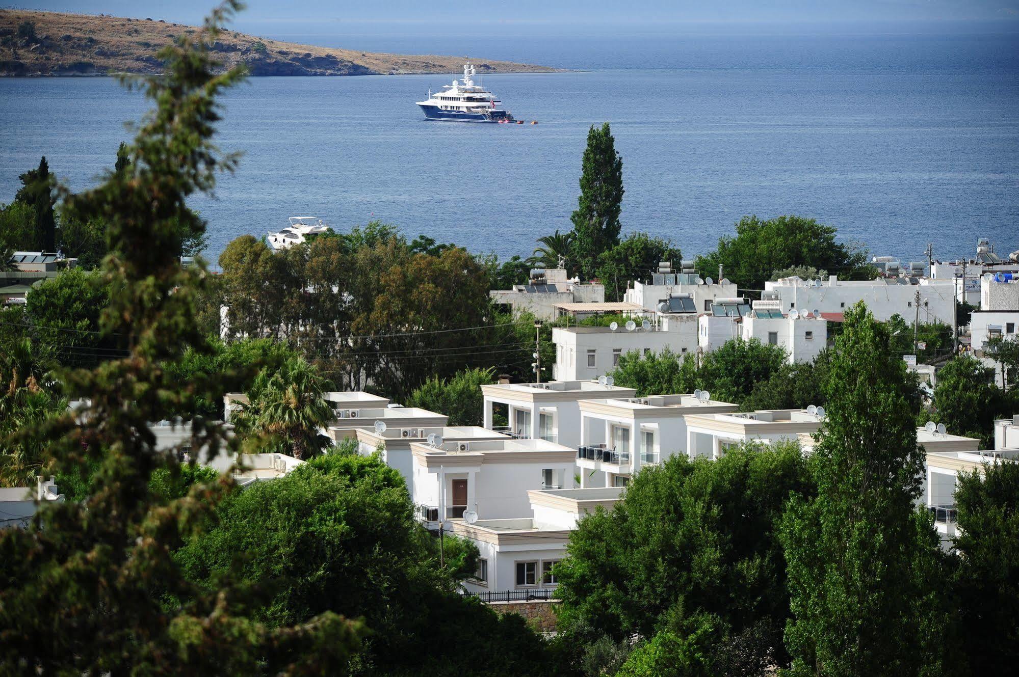 Delita Suite Hotel Turkbuku Golturkbuku Exterior photo
