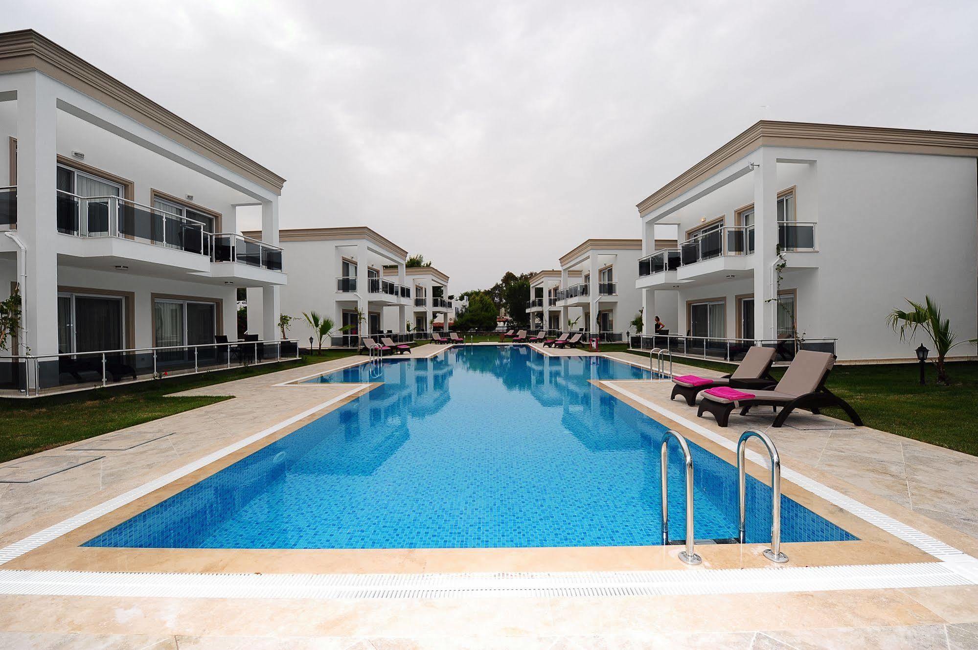 Delita Suite Hotel Turkbuku Golturkbuku Exterior photo